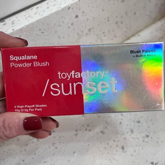 ToyFactory Squalane Powder Four(4!) Blush Palatte w built in mirror “Sunset” NEW - Picture 2 of 9